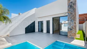 Comprar villa de 3 dormitorios en San Javier