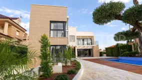3 bedrooms villa in Torrevieja for sale