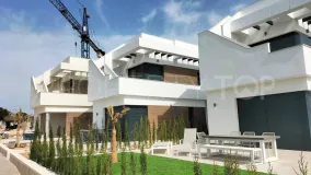 Comprar villa en Pilar de la Horadada de 3 dormitorios