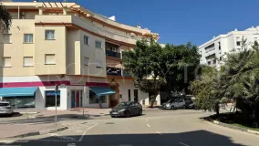 Penthouse for sale in Estepona Hills with 4 bedrooms