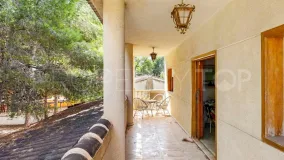 Villa en venta de 8 dormitorios en Los Balcones