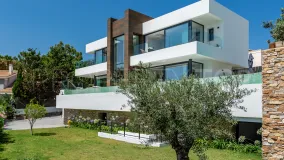 Villa for sale in Chullera with 4 bedrooms