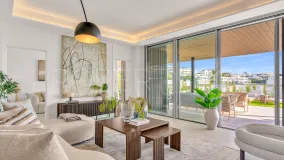 For sale ground floor apartment with 4 bedrooms in Santa Clara