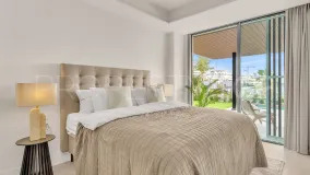 For sale ground floor apartment with 4 bedrooms in Santa Clara