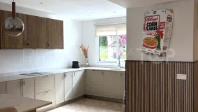 Buy town house with 4 bedrooms in Nagüeles