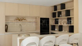 Atico duplex de 4 dormitorios en venta en Aloha Gardens