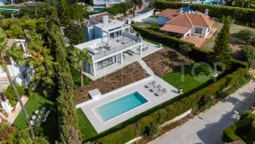 Elviria 5 bedrooms villa for sale