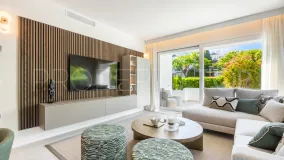 Apartamento con 4 dormitorios a la venta en Alhambra del Mar