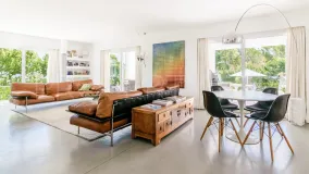 Villa a la venta en Sotogrande Bajo
