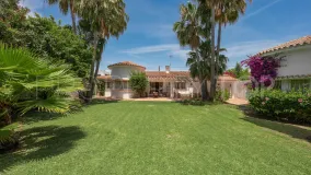 5 bedrooms villa for sale in San Pedro Playa