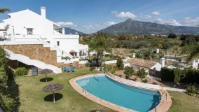 For sale Nueva Andalucia town house