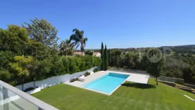 Comprar villa con 5 dormitorios en Sotogrande Alto