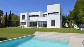 Comprar villa con 5 dormitorios en Sotogrande Alto