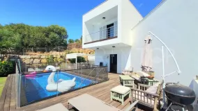 Villa en venta en Torreguadiaro con 5 dormitorios