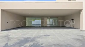Se vende villa en Zona L