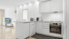 Comprar apartamento planta baja en Bahia de Marbella