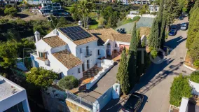 5 bedrooms villa in El Paraiso for sale