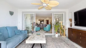 Se vende apartamento con 2 dormitorios en Benahavis