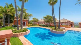 Se vende apartamento con 2 dormitorios en Benahavis