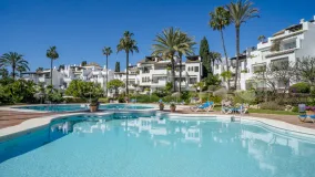 For sale 2 bedrooms apartment in Alcazaba Beach