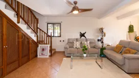 Se vende chalet en Benamara