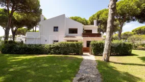 Se vende chalet en El Paraiso