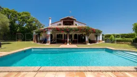 For sale chalet in Sotogrande Alto