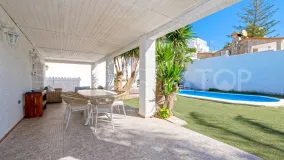 Chalet en venta en Estepona Golf