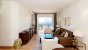 Se vende apartamento en Estepona Puerto de 3 dormitorios