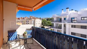 Apartamento de 3 dormitorios en venta en Estepona