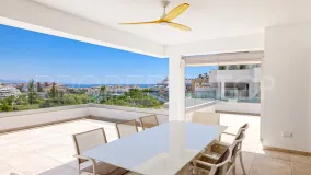 Apartamento en venta en Estepona Puerto