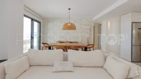 Apartamento en venta en Estepona Puerto