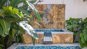 Chalet en venta en Estepona con 4 dormitorios