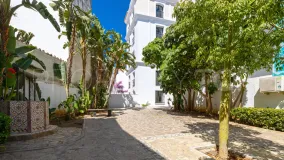 Estepona, edificio a la venta