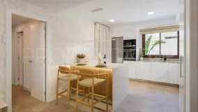 For sale apartment in Estepona with 2 bedrooms