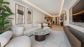 Comprar apartamento planta baja en Nueva Andalucia de 3 dormitorios
