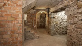 Buy building in Casco antiguo