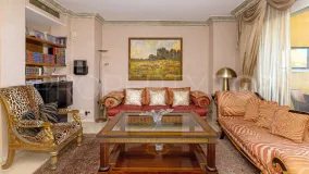 Buy duplex penthouse in Rio Real with 4 bedrooms