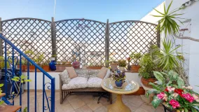 Pareado en venta en Marbella Ciudad con 6 dormitorios