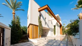 Se vende villa en Los Monteros