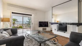 Apartamento a la venta en Marbella - Puerto Banus con 1 dormitorio