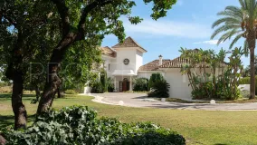Se vende casa en La Zagaleta con 5 dormitorios