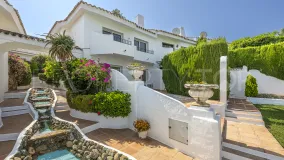 For sale town house in Marbella with 2 bedrooms