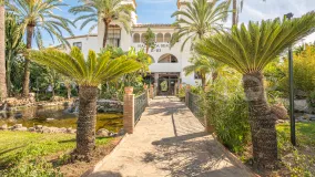 Ático en venta de 3 dormitorios en Estepona