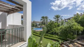 Ático en venta de 3 dormitorios en Estepona