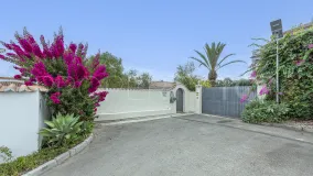 Se vende casa en Buenas Noches con 3 dormitorios