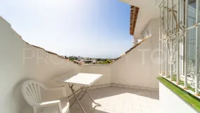 2 bedrooms penthouse for sale in Calahonda