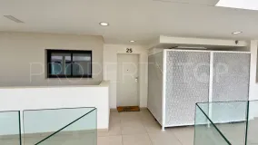 Apartamento de 2 dormitorios a la venta en Fuengirola