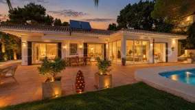 Calahonda, villa en venta con 5 dormitorios