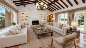 Torrequebrada 8 bedrooms villa for sale